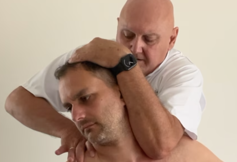Manipulation of a first rib lesion blocked in inhalation Osteopathybooks